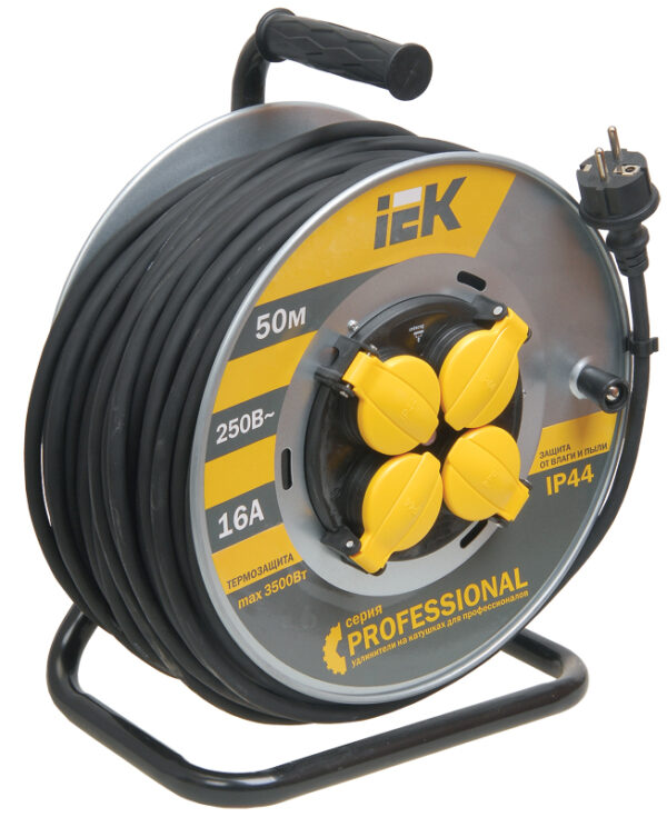 IEK Катушка УК50 на мет с т/з 4 места 2Р+PЕ/50м КГ 3х1,5мм2 IP44 "Professional" WKP16-16-04-50-44