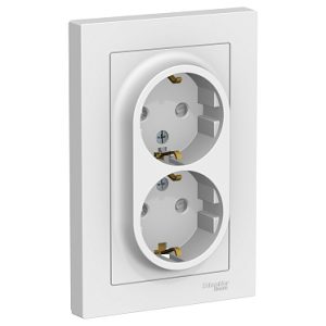 Systeme electric atlasdesign Бел Розетка с/з двойная, со шторками, 16А, в сборе se atn000126